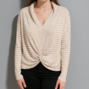 Sanctuary long sleeve top Size S NWT Color: Tan and White